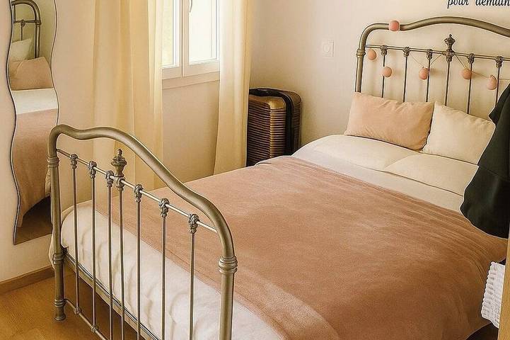 Gîte pour 3 personnes, avec terrasse et jardin, animaux acceptés à Sernhac - 2