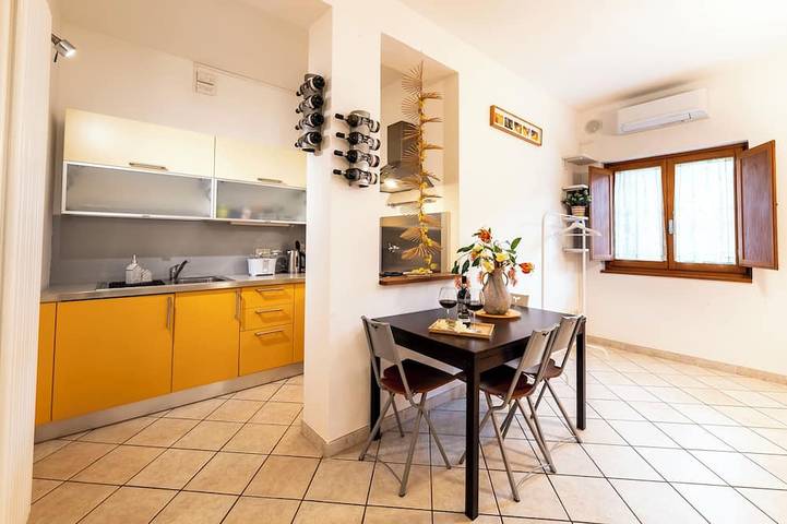 Ganze Wohnung, Gallo Nero apartment 2/4 people close to the center of Greve in Chianti in Greve In Chianti, Chianti