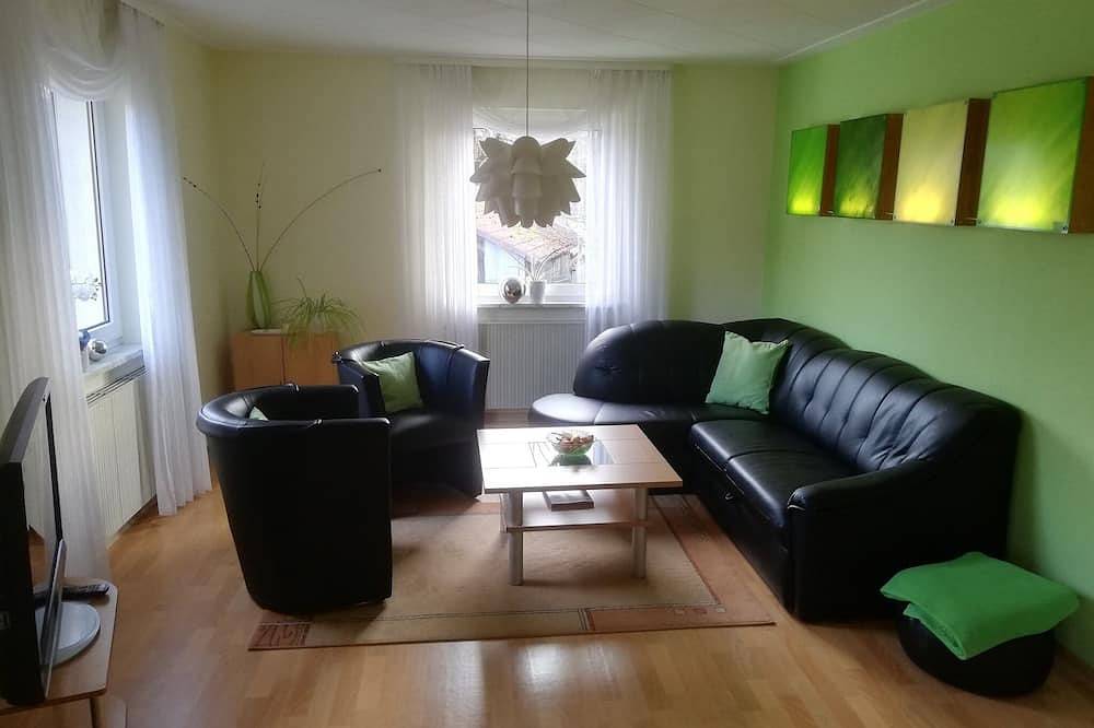 Ganze Wohnung, Ferienhaus (104qm) mit Garten in Oberthulba, Rhön-Bayern