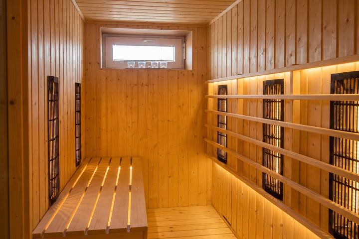 Villa für 9 Personen, mit Terrasse und Pool sowie Sauna in Slowenien - 3