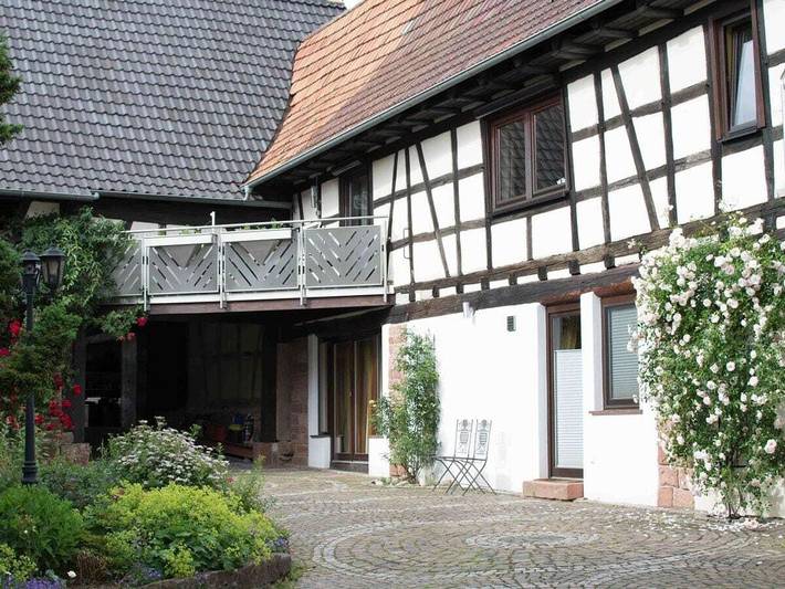 Ferienhaus für 2 Personen, mit Terrasse in Kandel