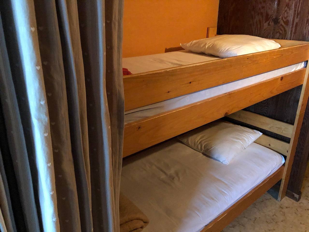 Entire studio, Charming studio with mezzanine in Praz de Lys, near slopes and shops in Le Praz de Lys, Taninges