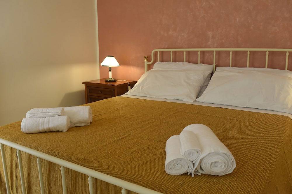 Ganze Wohnung, Casa Angela bright apartment in the center of Salento. in Maglie, Lecce Provinz