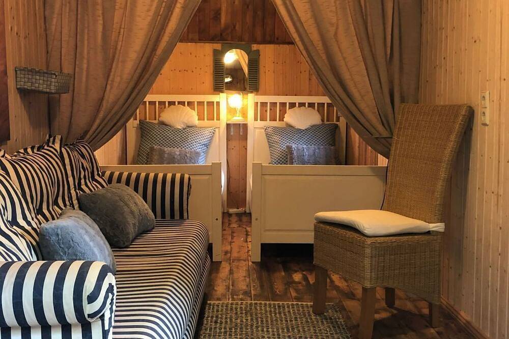 Reetdach Ferienhaus am Lübbesee Sauna Bootsteg neu in Milmersdorf, Barnimerland Region