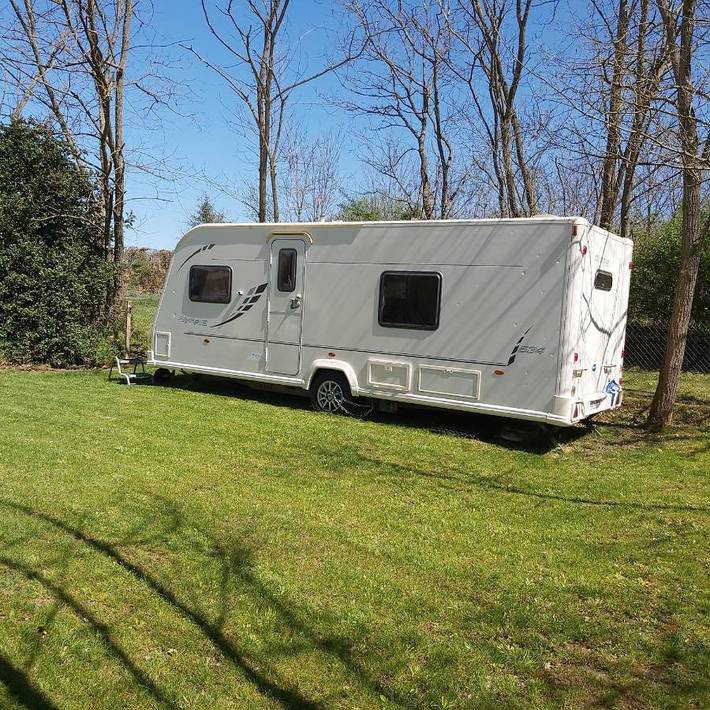 Location de vacances pour 4 personnes, avec terrasse ainsi que vue et jardin à Saligny-sur-Roudon - 3