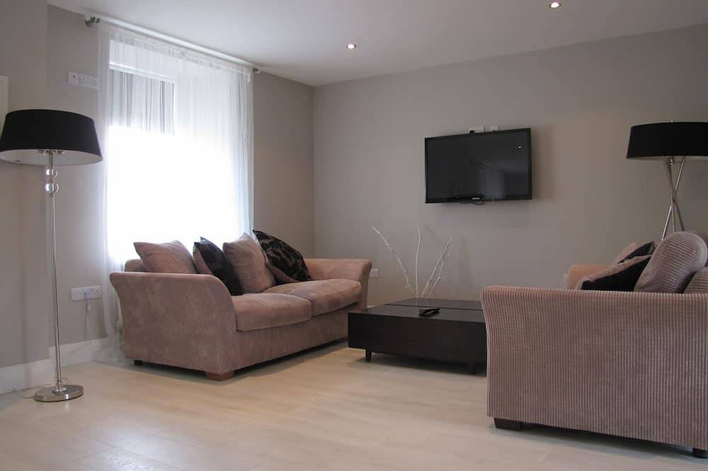 3 bedroom, sleeps 6, beautiful Village in the centre of Ireland in Mullingar, County Westmeath