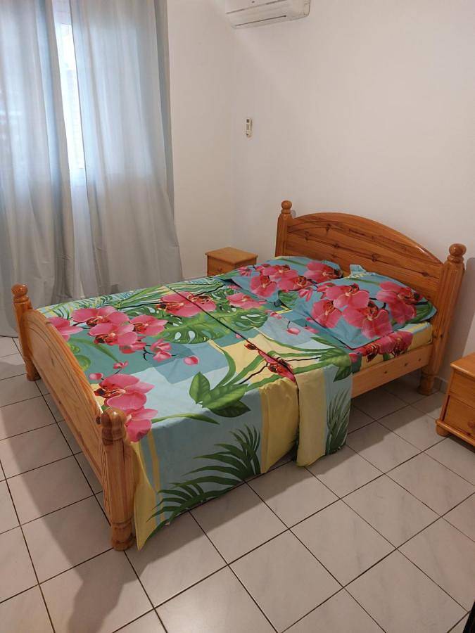 Maison d’hôte pour 6 personnes, avec vue et jardin dans Sainte-Clotilde - 4