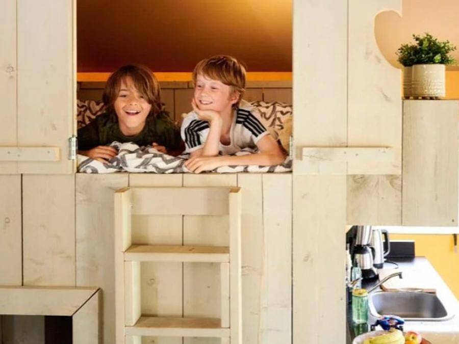 Camping Domaine de l'Orangerie de Lanniron   - Canvas and wooden tent 9 persons - Safari tent sleeps 9 - 4 bedrooms in Quimper, Quimper region