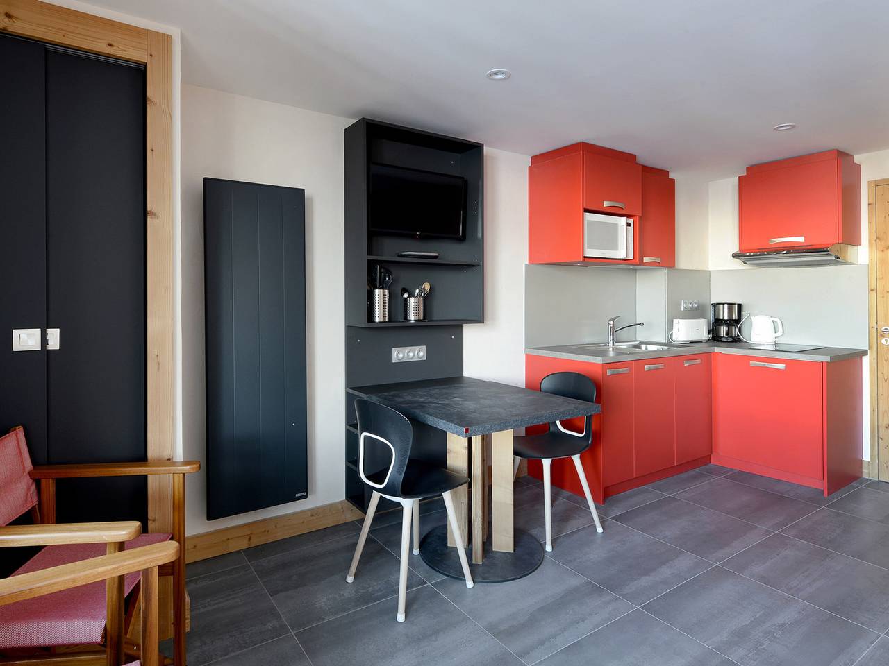 Estudio entero, Estudio renovado para 2, ski in, mascotas, parking in Bellentre, La Plagne-Tarentaise