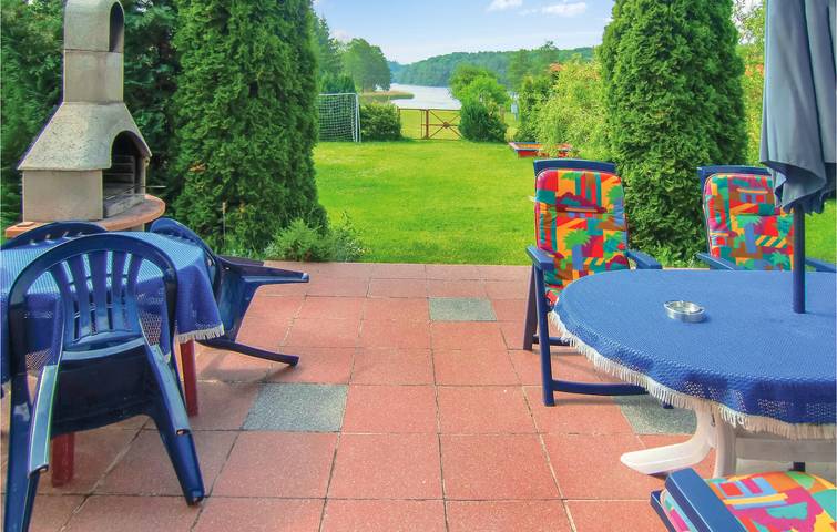 Ferienhaus für 8 Personen mit Seeblick in Kołczewo, Stettiner Haff
