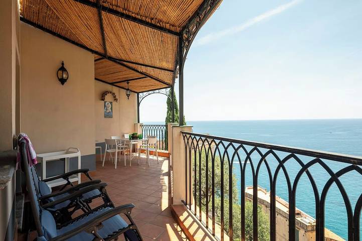 Ganze Wohnung, Haus am Meer mit Terrasse in Atrani in Castiglione, Ravello