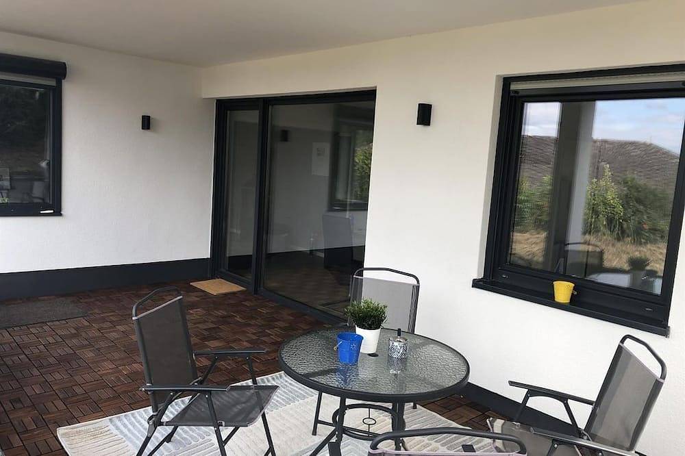 Ganze Wohnung, Ferienwohnung Wolfsdelle - Ferienhaus Rheinblick in Rhens, Osteifel