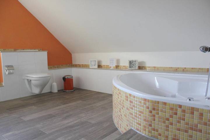 Ferienhaus für 4 Personen, mit Pool und Whirlpool sowie Garten in Pirna - 3