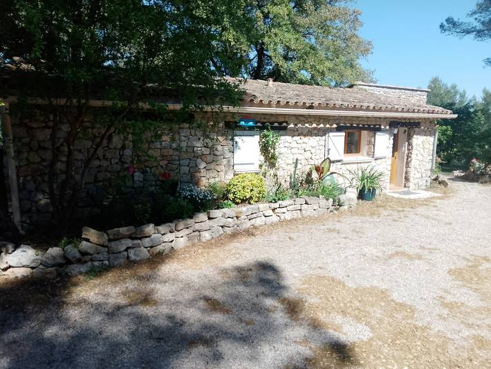 Bastidon Domaine L'hélion avec piscine privée, Wi-Fi et climatisation in Taradeau, Région de Draguignan