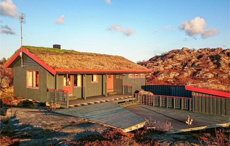 Ferienhaus für 8 Personen, mit Terrasse und Garten sowie Sauna und Ausblick in Nordland