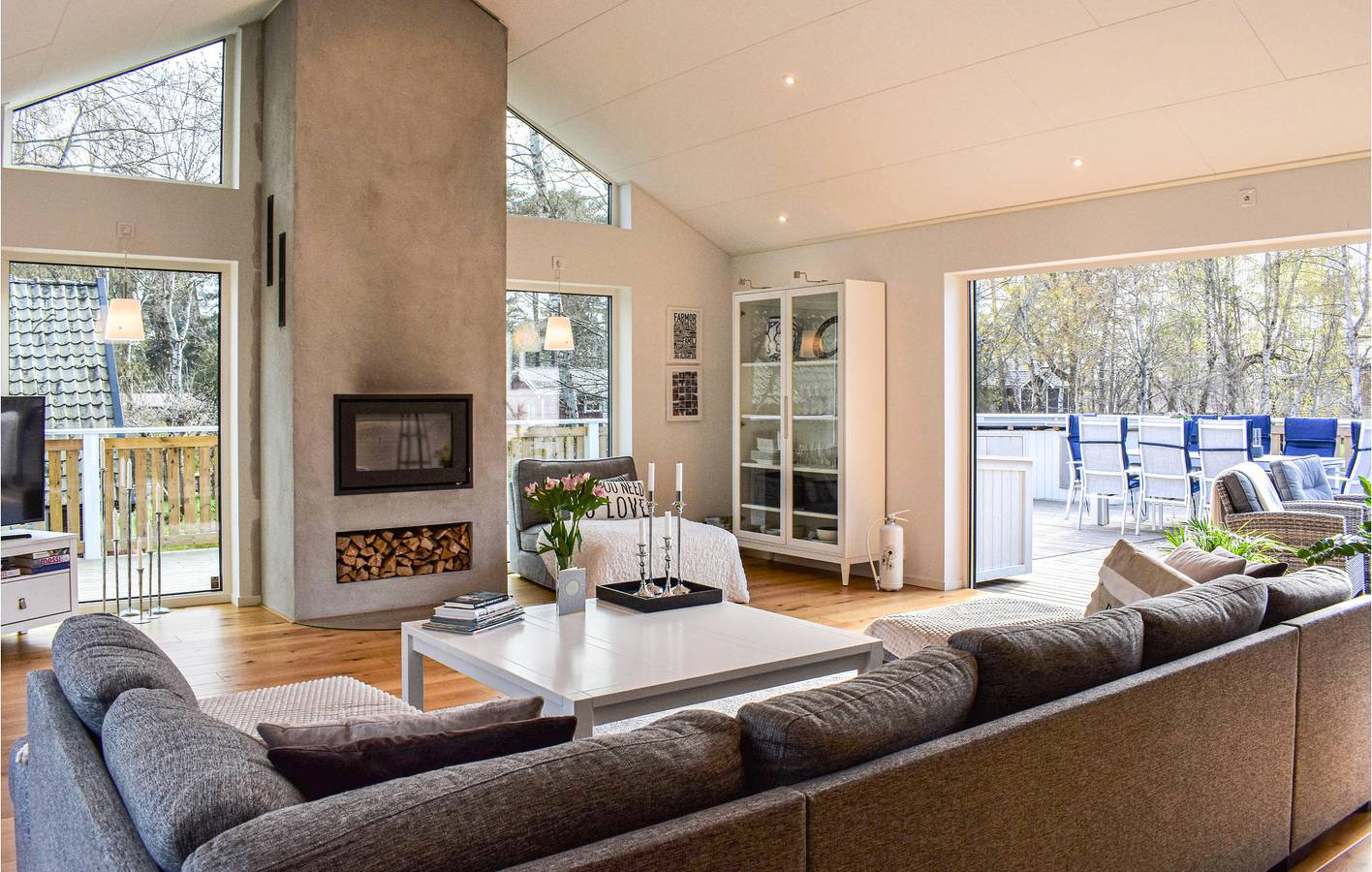 Ferienhaus für 8 Personen mit Terrasse in Sölvesborg und Umgebung