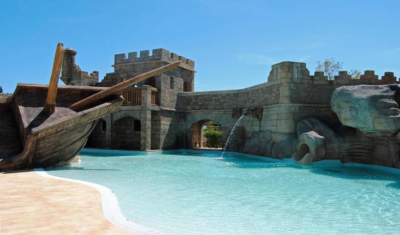 Apartamento de vacaciones para 4 personas, con piscina y jardín además de vistas y piscina para niños, Familias con niños - 1