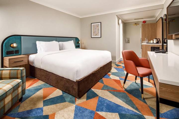 Hotel para 3 personas, con jardín - 1