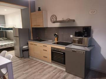 Gîte pour 5 personnes, avec terrasse et vue, animaux acceptés à La Fère