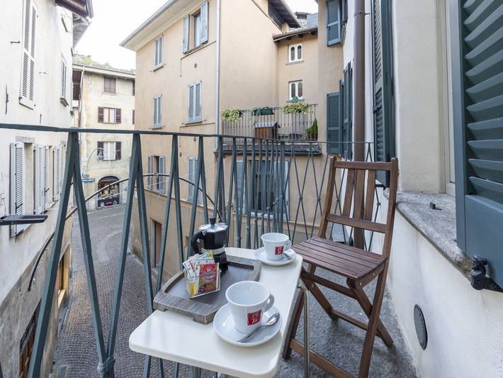 Appartamento intero, Vicolo Ninguarda - Vicolo Ninguarda 629.1 in Morbegno (Borgo), Morbegno