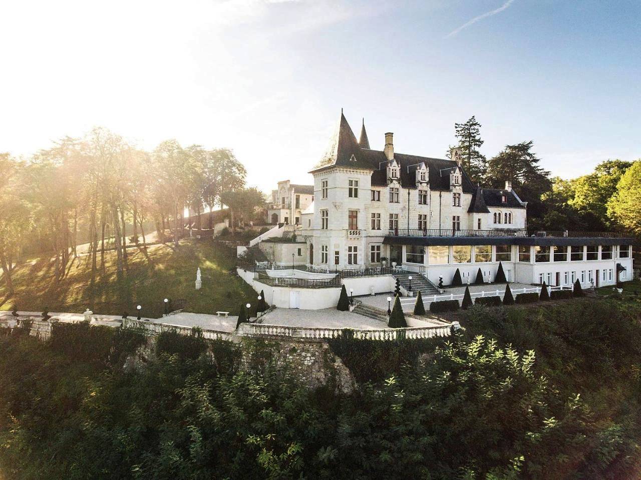 Chateau Le Prieuré Saumur - La Maison Younan in Chênehutte-Trèves-Cunault, Vallée de la Loire