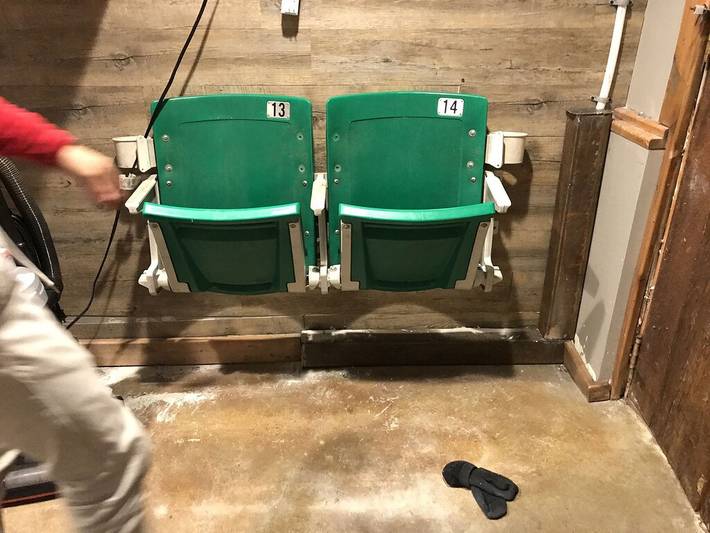 Log cabin for 6 people, with hot tub and sauna as well as yard in Utah