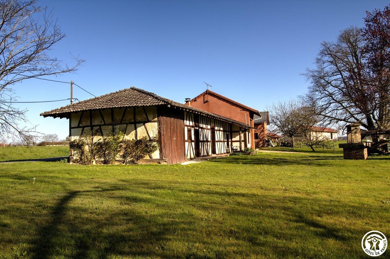 Bois Rouget in Lescheroux, Bourg-en-Bresse region