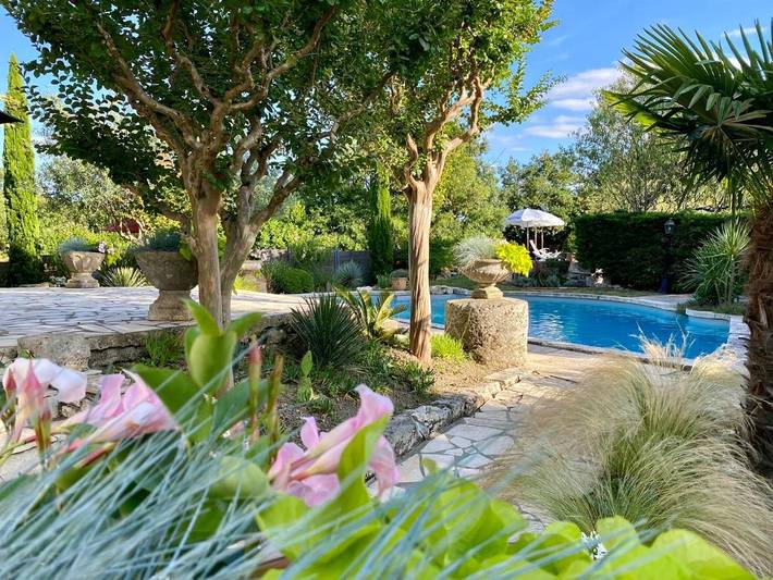 Location de vacances pour 2 personnes, avec piscine ainsi que jardin et vue à Mauvezin - 2