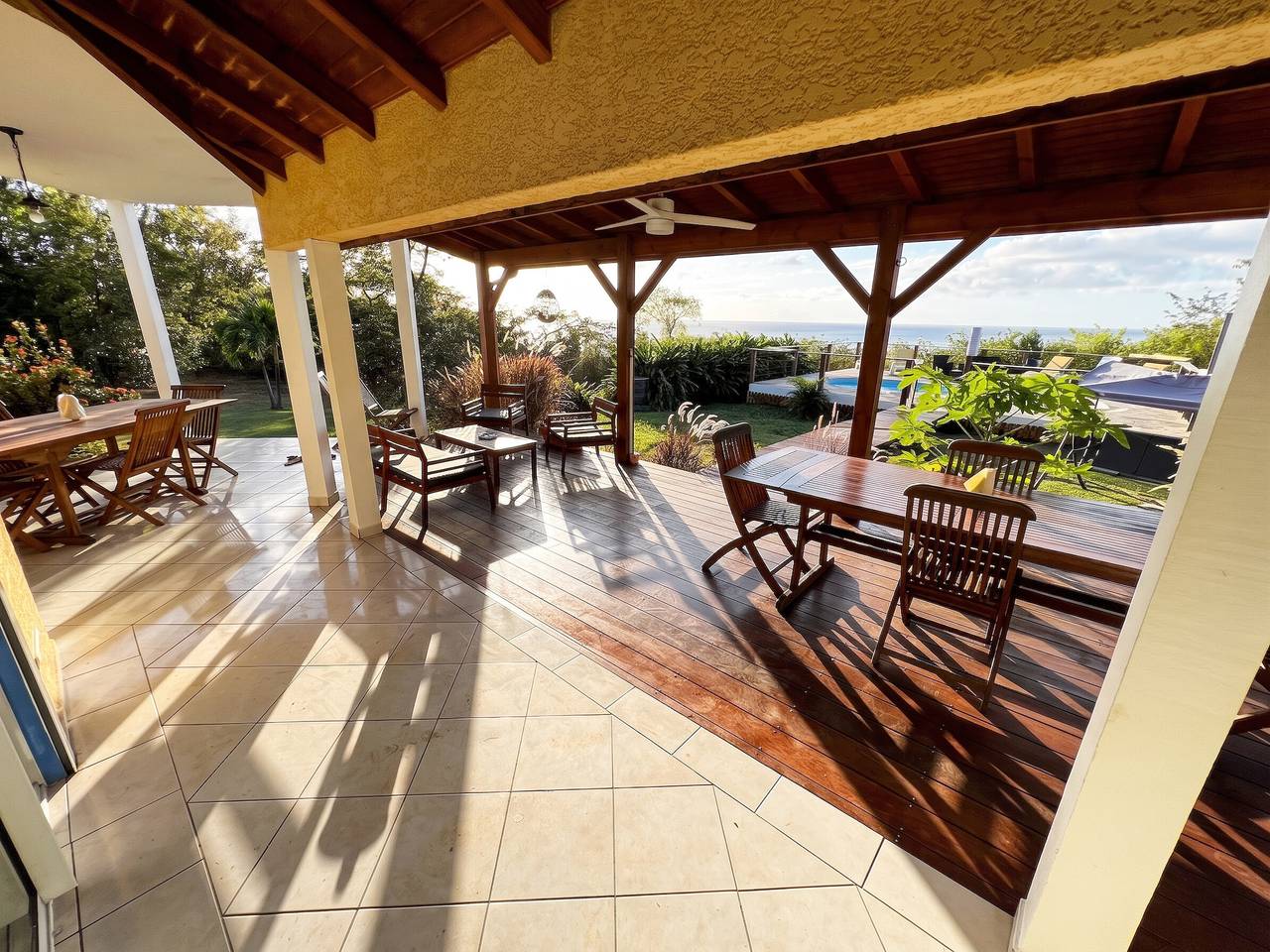 Friendly house in Deshaies with shared pool 120 m² in Plage de Ferry, Deshaies