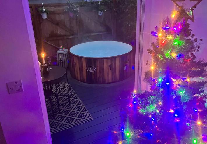 Apartamento de vacaciones para 4 personas, con jacuzzi y terraza, Se admiten mascotas - 1