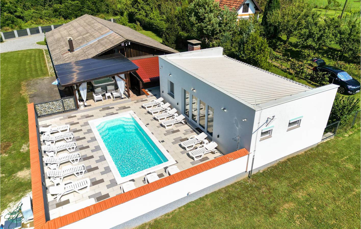 Casa de vacaciones para 14 personas con terraza in Kapela, Condado de Bjelovar-Bilogora