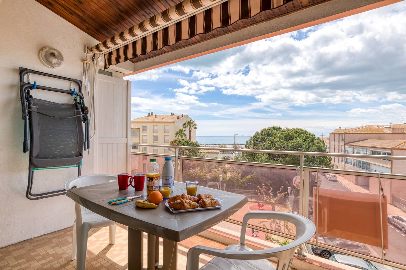 Appartement entier, Studio Les Ptits Loups, Le Grau D'agde vue mer et climatisation in Grau-d'Agde, Agde