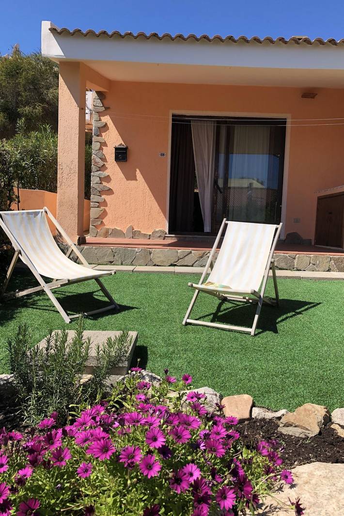 Ferienhaus für 4 Personen, mit Terrasse und Garten sowie Pool und Sauna