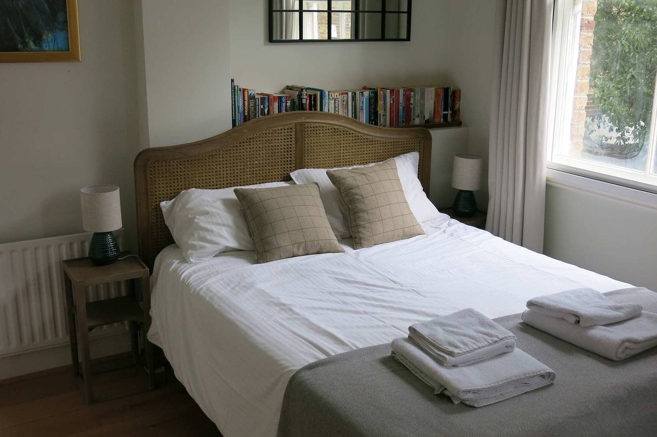 Entire apartment, Captivating flat in Fulham in Hammersmith and Fulham, London