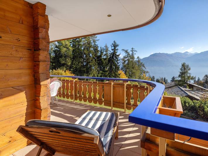 Gîte pour 4 personnes, avec balcon à Crans-Montana - 2