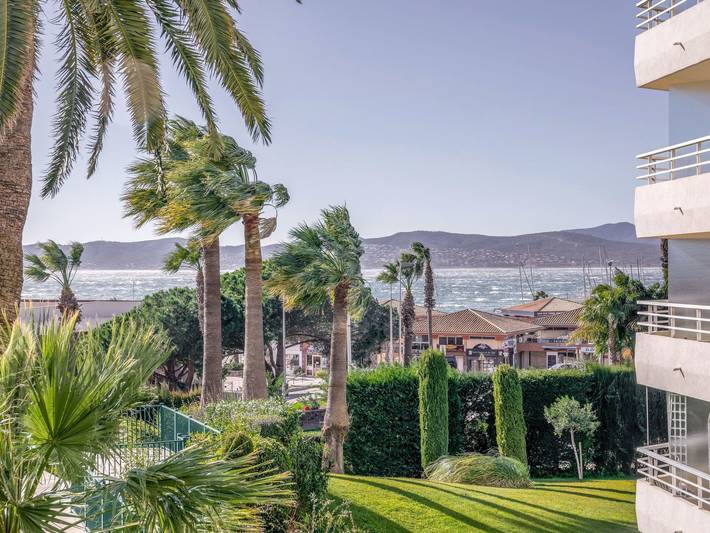 Gîte pour 2 personnes, avec terrasse dans Port Santa-Lucia - 2