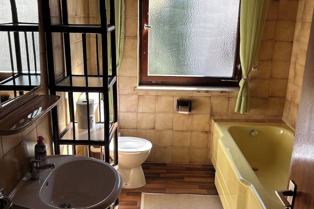 Ganze Wohnung, Gemütliche Ferienwohnung im Herzen des Altmühltals – Essing in Essing, Altmühltal