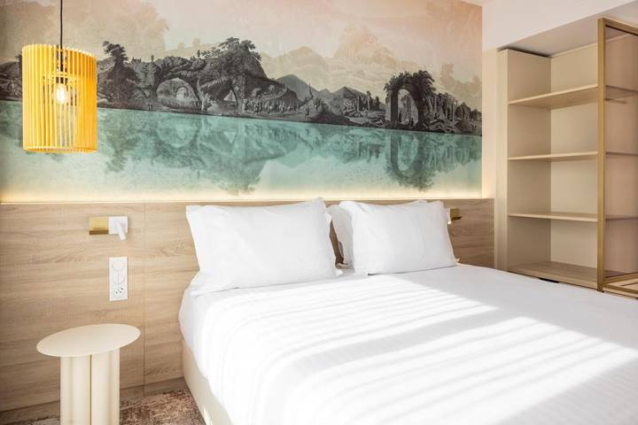 Hôtel pour 2 personnes, avec piscine ainsi que jardin et sauna, animaux acceptés à Genas - 3