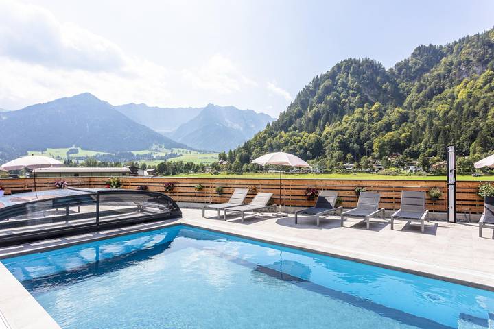 Ferienwohnung für 6 Personen, mit Seeblick und Ausblick sowie Pool und Garten, mit Haustier in Walchsee - 3