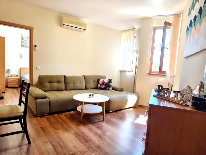 Ferienwohnung für 4 Personen, mit Garten und Kinderpool sowie Pool - 1