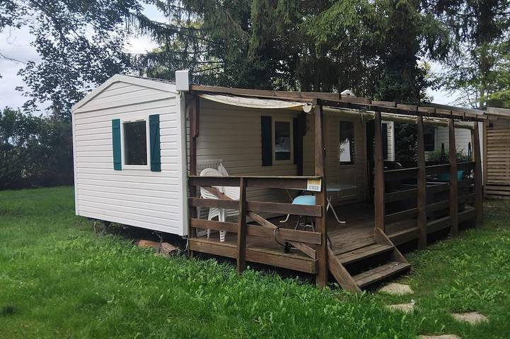 Camping pour 6 personnes, avec piscine, animaux acceptés à Boofzheim