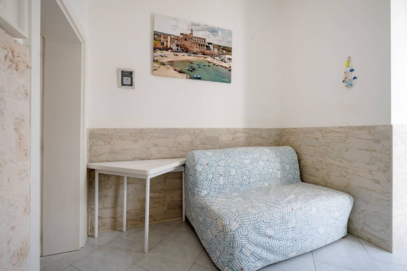Entire apartment, Apartment 'La Veranda' with Sea View, Wi-Fi and Air Conditioning in Polignano a Mare, Bari Province