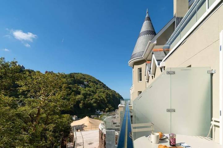 Holiday rental for 2 people, with balcony and sauna, with pets in Lynmouth