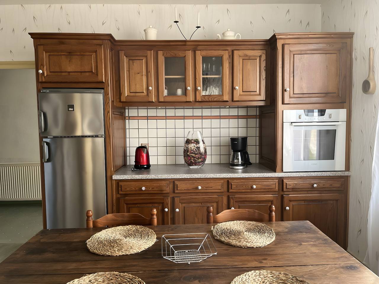 Holiday Home “La Couade” with Private Garden, Balcony and Wi-Fi in Troche, Brive-la-Gaillarde region