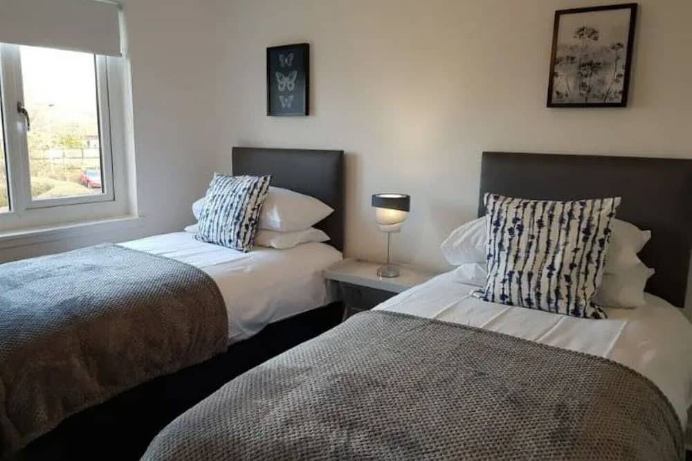 Ganze Wohnung, Komfortable, moderne Unterkunft, nur wenige Gehminuten vom East Kilbride Shopping und 25 Minuten vom Glasgow Centre entfernt. in Ost Kilbride, Süd Lanarkshire