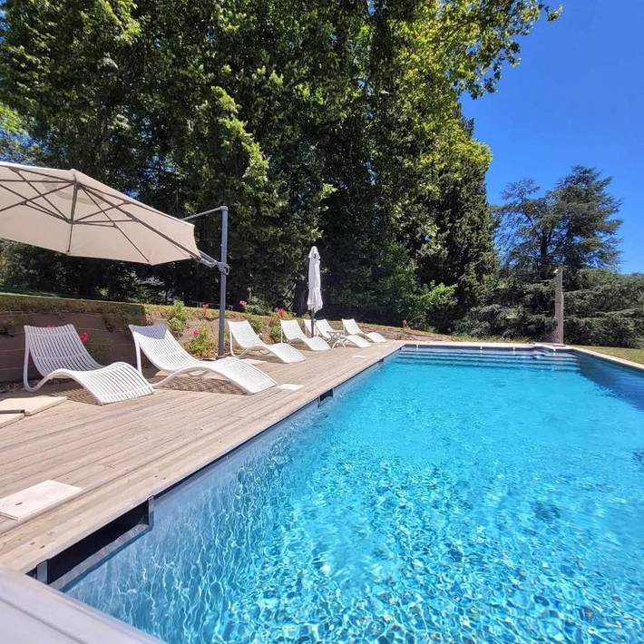 Hôtel pour 2 personnes, avec piscine ainsi que vue et jardin, animaux acceptés à Saint-Paul-de-Jarrat - 3