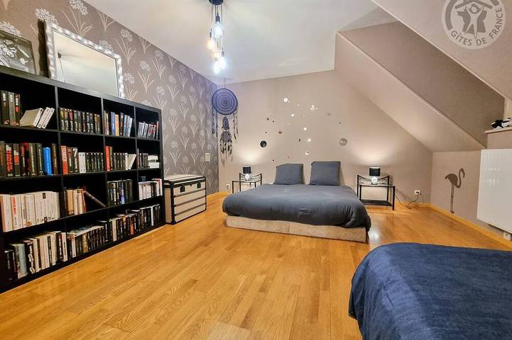 Gîte pour 9 personnes, avec jacuzzi et jardin dans Porcheville - 2