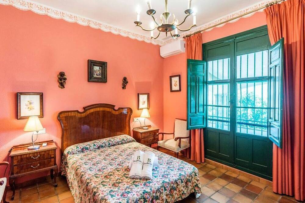The Masegal, Wifi, pool, barbecue, tennis court, Andalusian house with charm in Carcabuey, Sierras Subbéticas