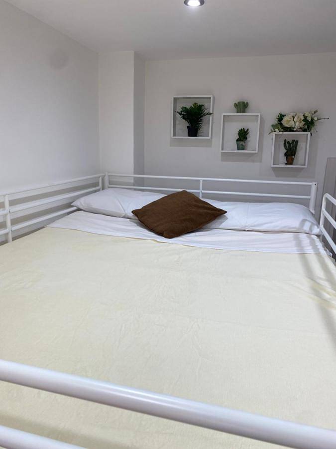 Quadruple Room in Misterbianco, Catania e dintorni