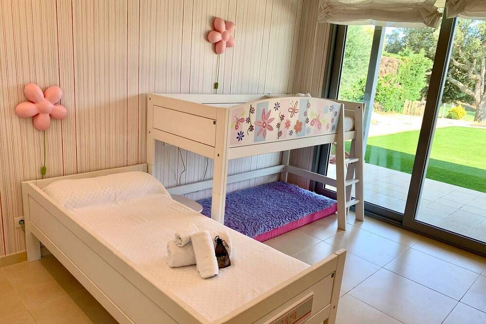 Villa De Lujo -En Campo de Golf Peralada 18 Hoyos- Costa Brava - Piscina Privada in Peralada, Alt Empordà